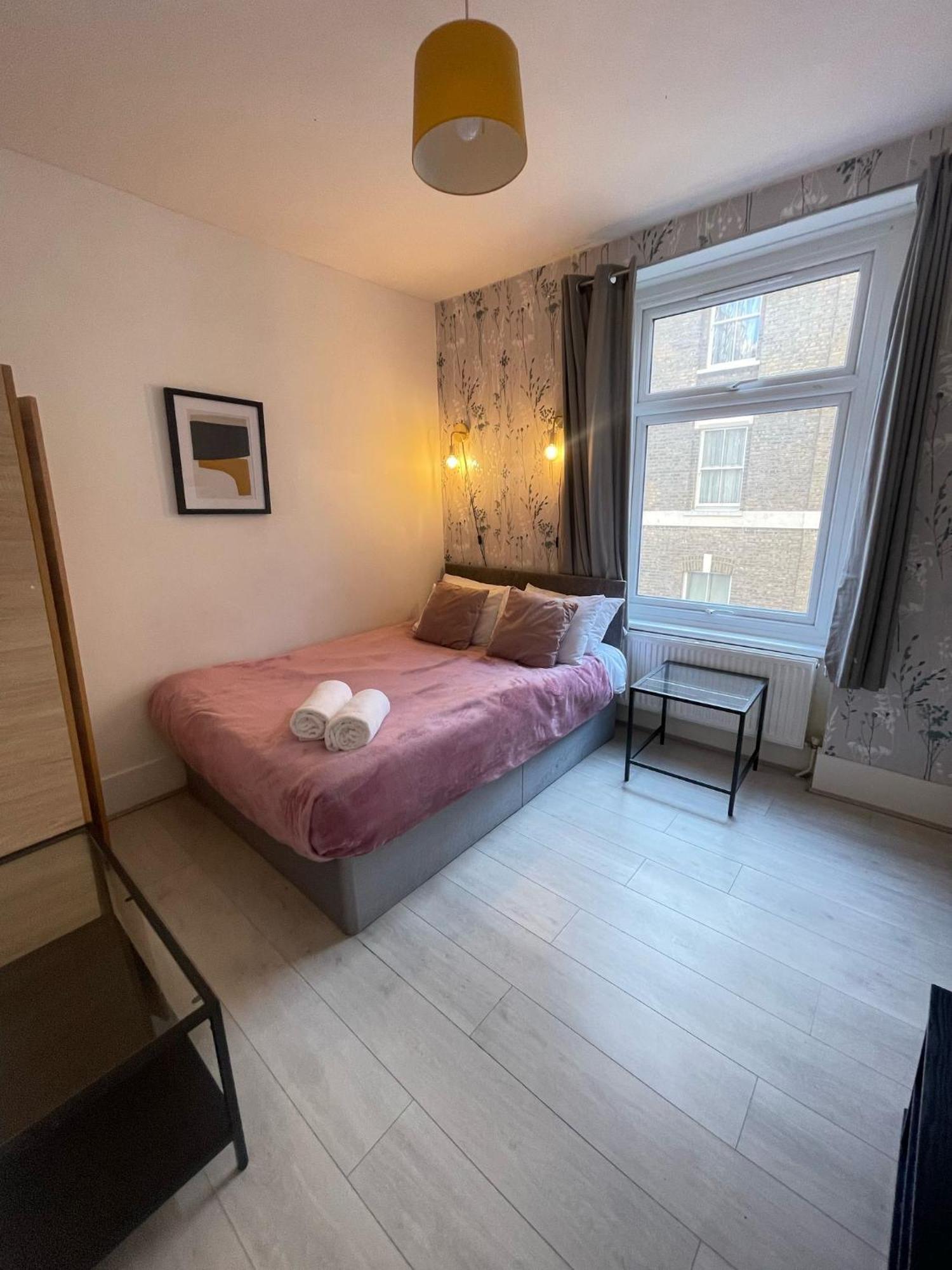Lovely 2 Bed Flat 2 Floor Miles London Exterior photo